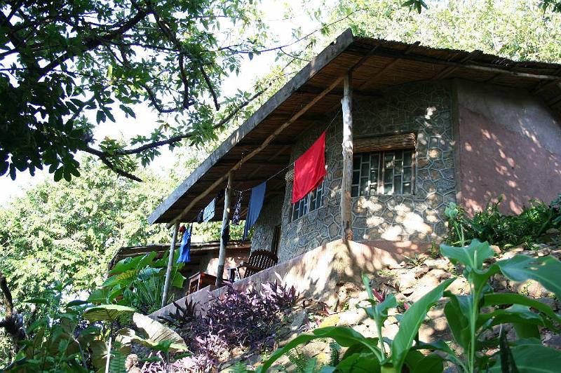 imageB001.jpg - unser Bungalow im Mayoka Village