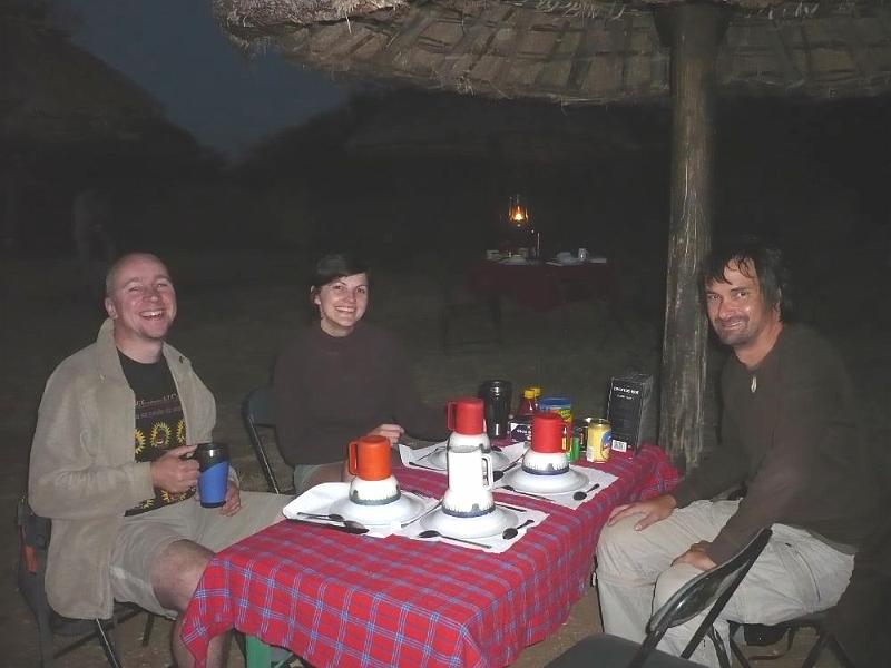 tansC019B.jpg - beim Abendessen mit Klaudia + Lukas aus Polen